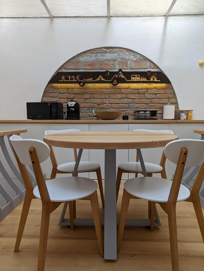Luminarium Apartment Brasov Luaran gambar