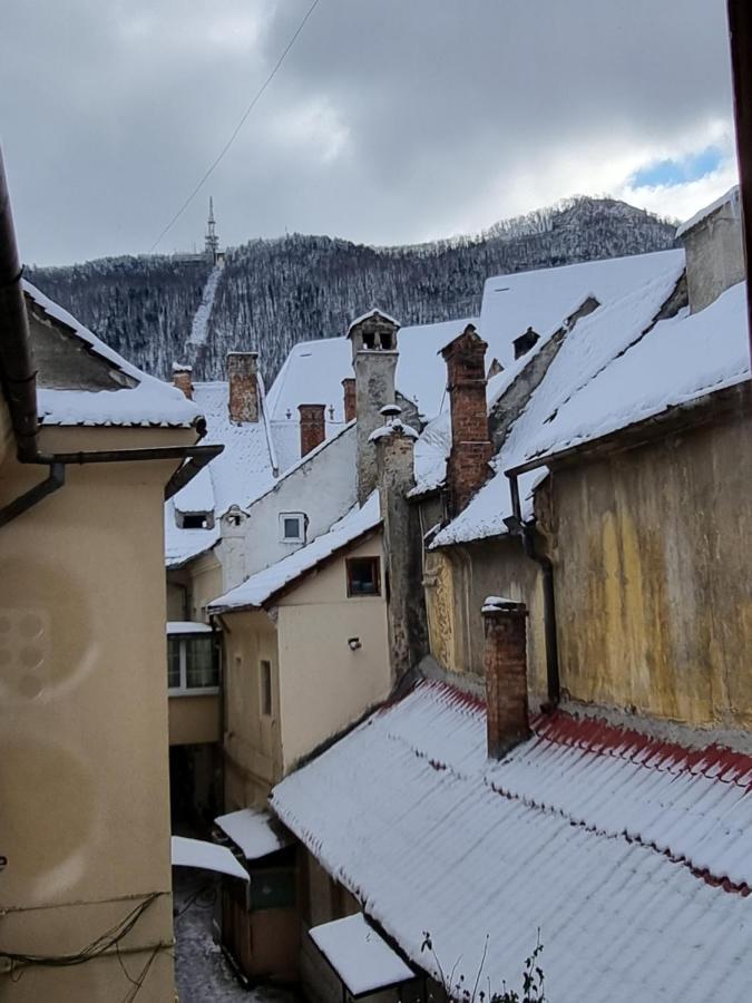 Luminarium Apartment Brasov Luaran gambar
